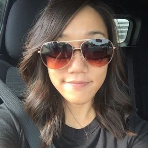 Meet your Posher, Debbie